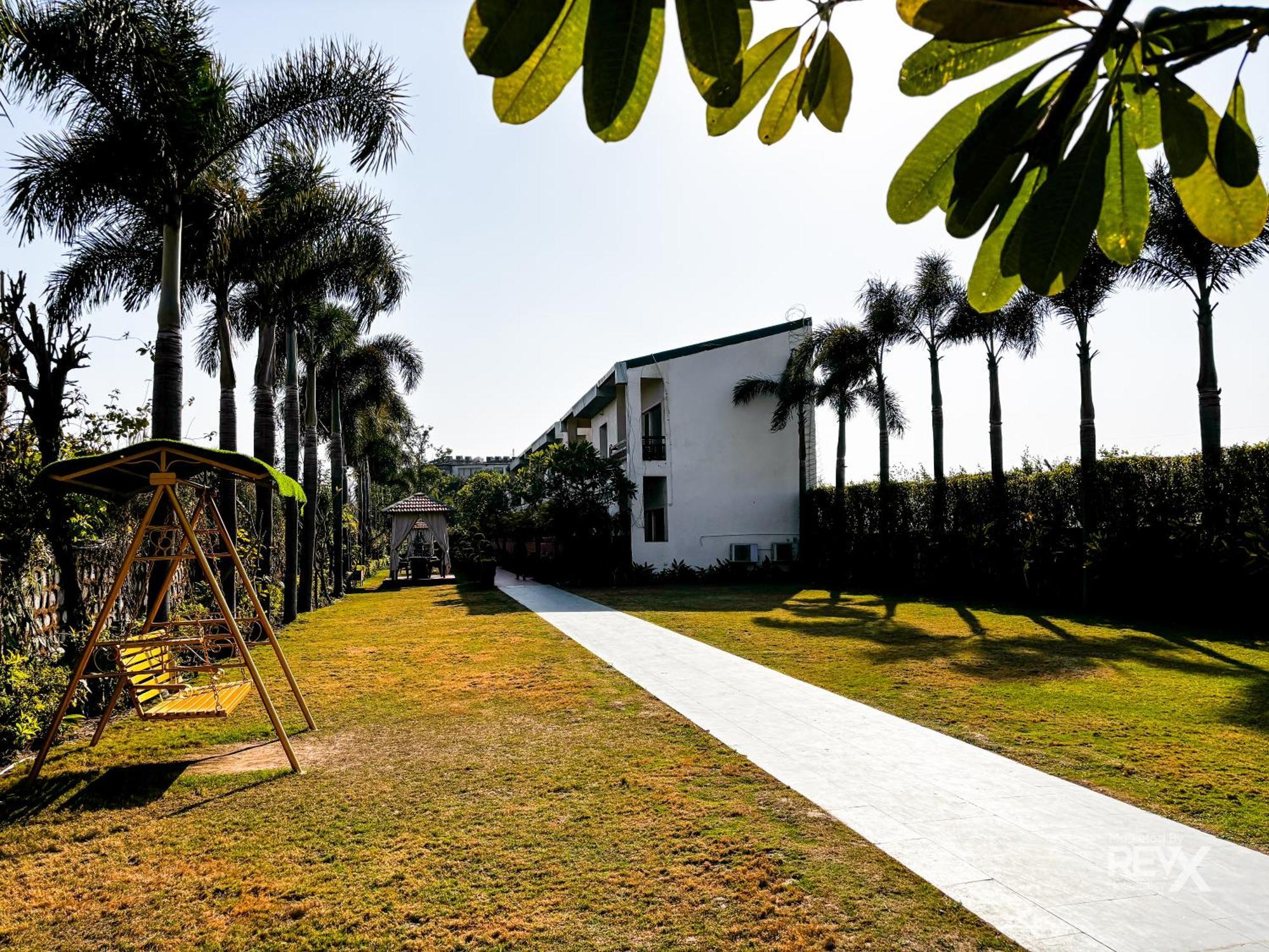The Neeraj River Forest Resort Ayurvedic Wellness Center Ришикеш Экстерьер фото